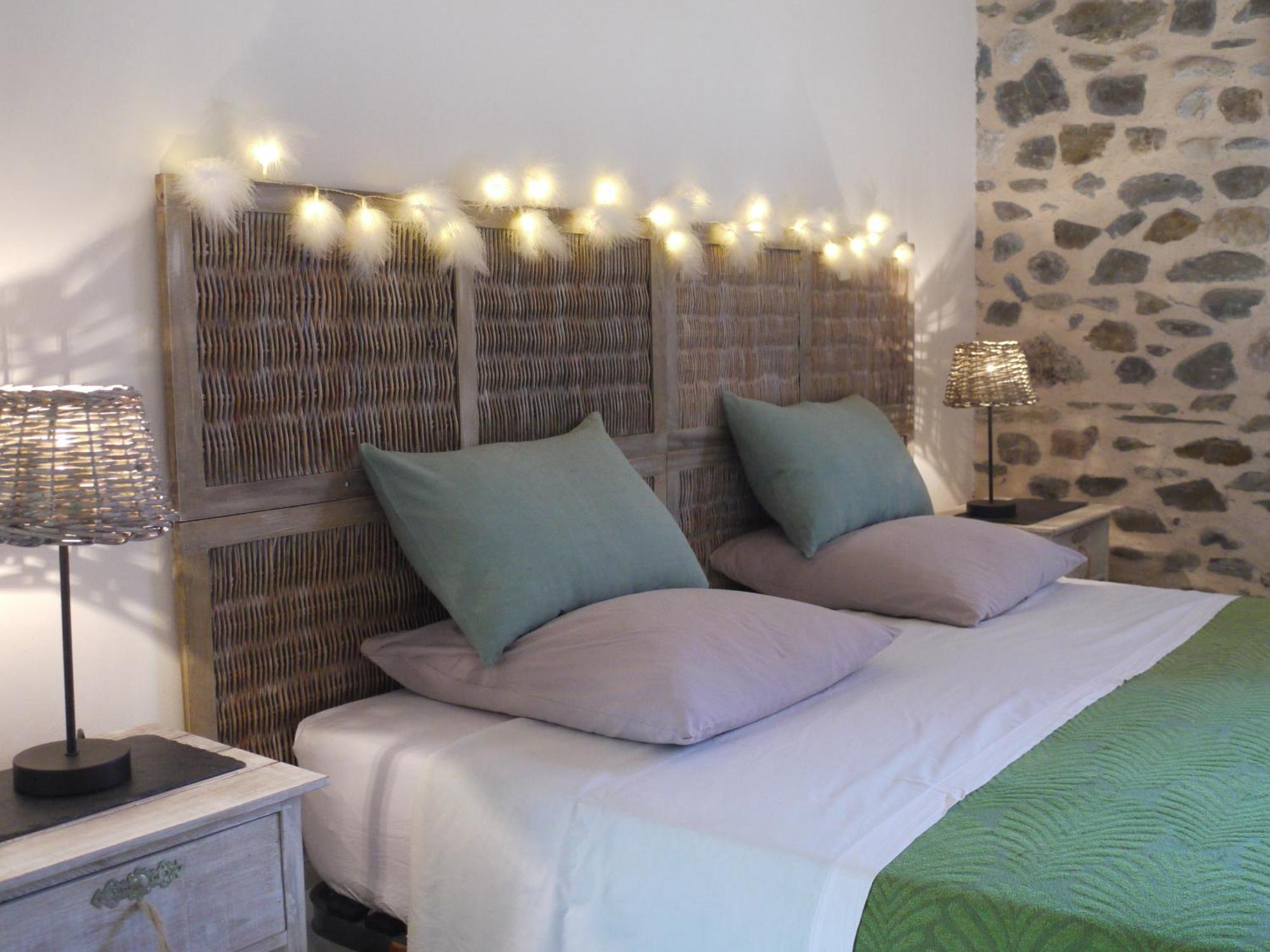 Bed and Breakfast Les Jardins De Lumiere Brusque Exterior foto