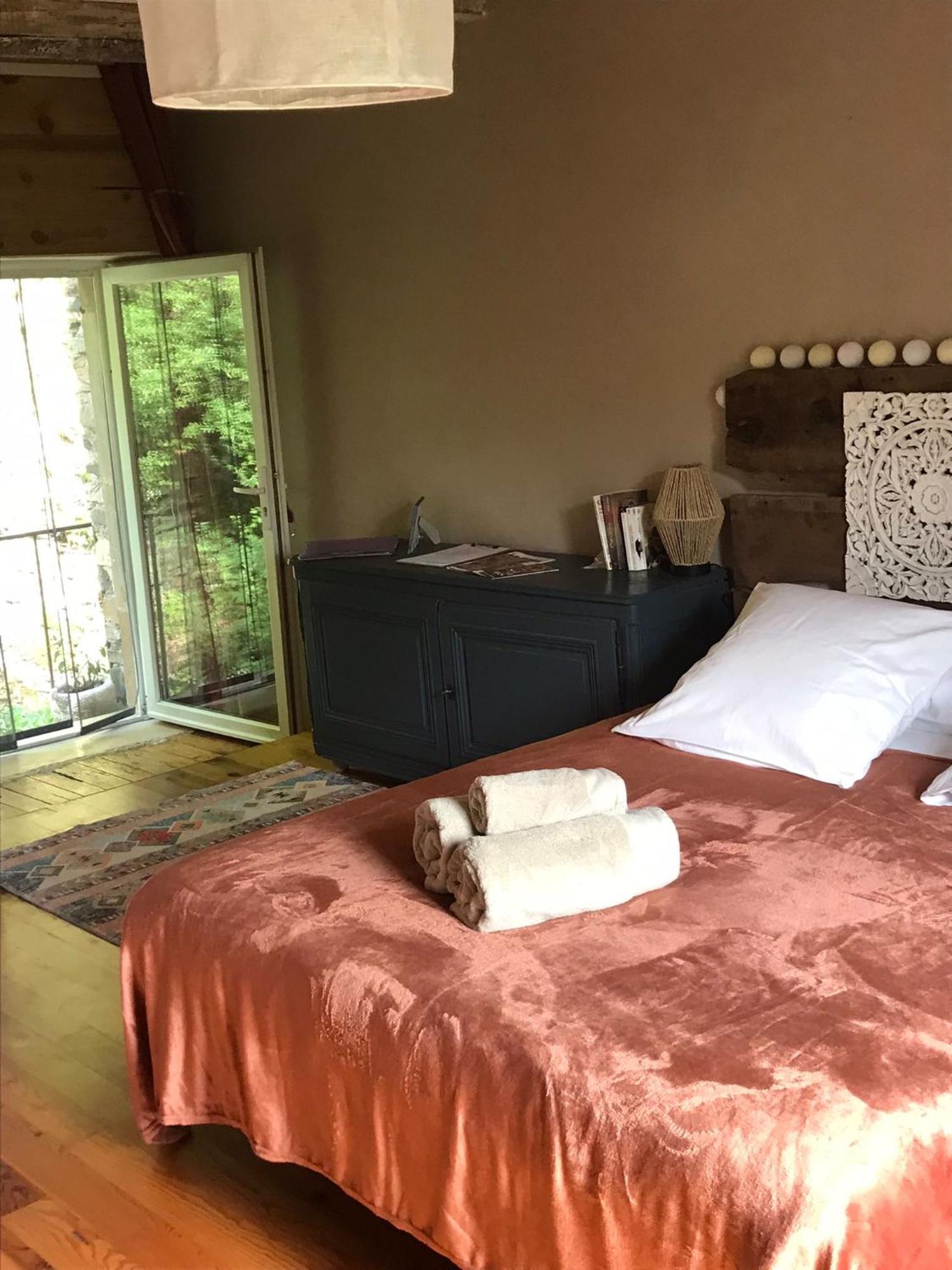 Bed and Breakfast Les Jardins De Lumiere Brusque Exterior foto